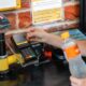 Minimercados autônomos e inclusão digital: como envolver todas as gerações na experiência de consumo? / Foto: Wilson Ohata / Minha Quitandinha / Divulgação