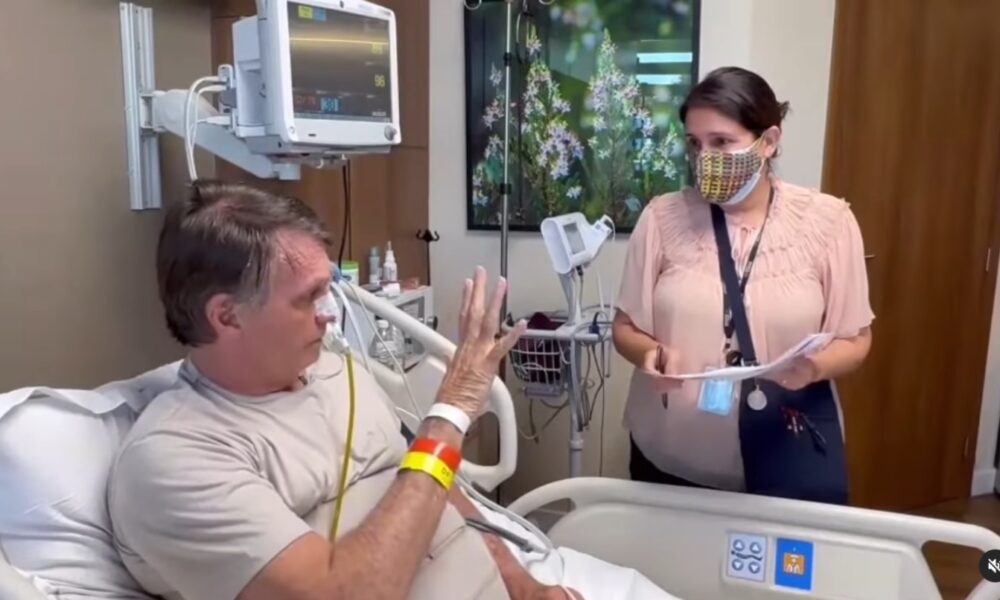 O ex-presidente Jair Bolsonaro, durante internação na UTI / Foto: Reprodução