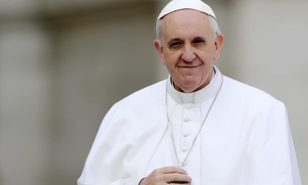 Papa Francisco morre aos 88 anos após complicações respiratórias