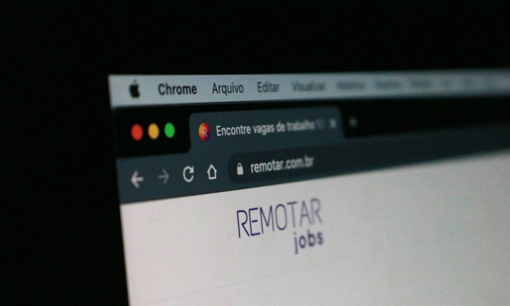 OpenAI demonstra interesse em adquirir o Chrome / Foto: Remotar Jobs / Unsplash