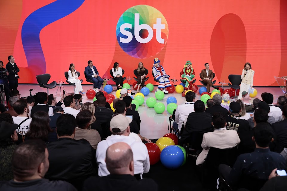 SBT anuncia nova grade, resgata e atualiza sua essência como a ‘TV Mais Querida do Brasil’ / Foto: SBT / Divulgação